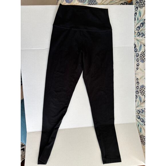 Bundle of 4 Small Offline by Aerie & Zone Pro Leggings with 2 Reebok t shirts - Picture 4 of 10
